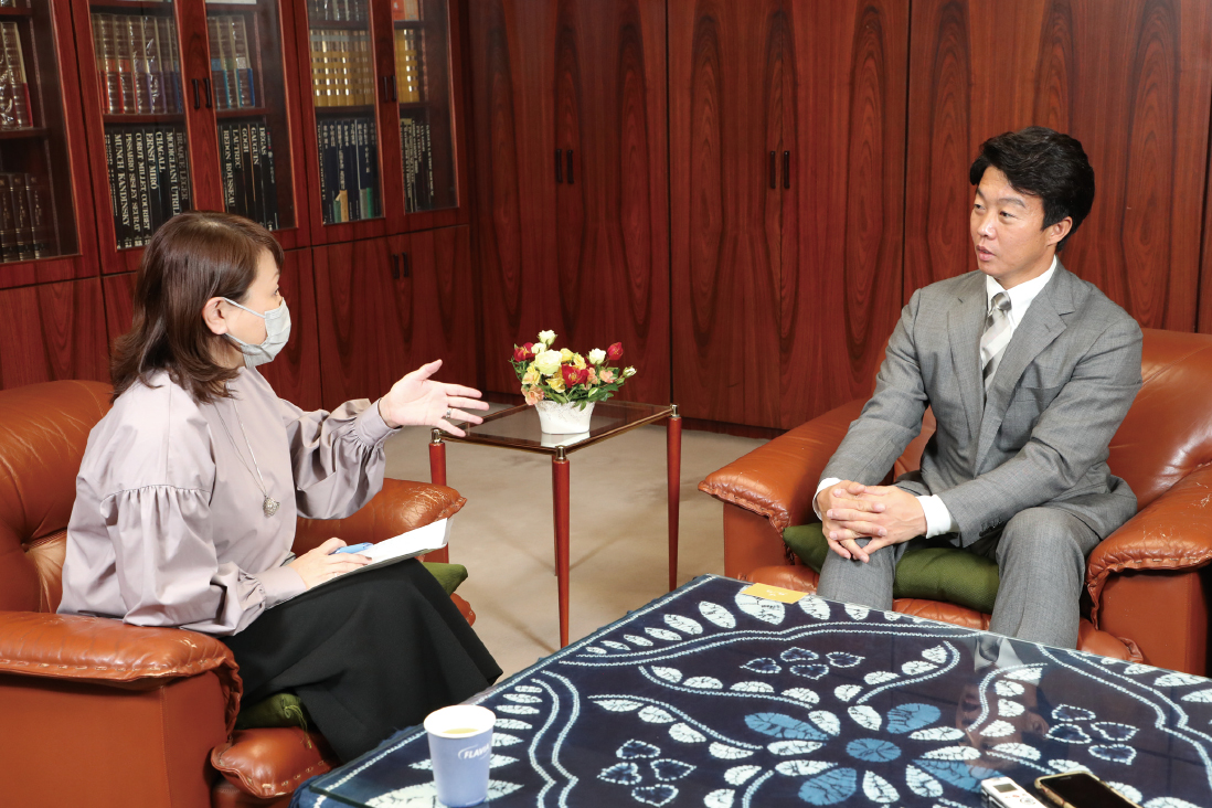 鶴岡慎也＜解説者として瞬発力を鍛え、 野球を外からしっかりと勉強