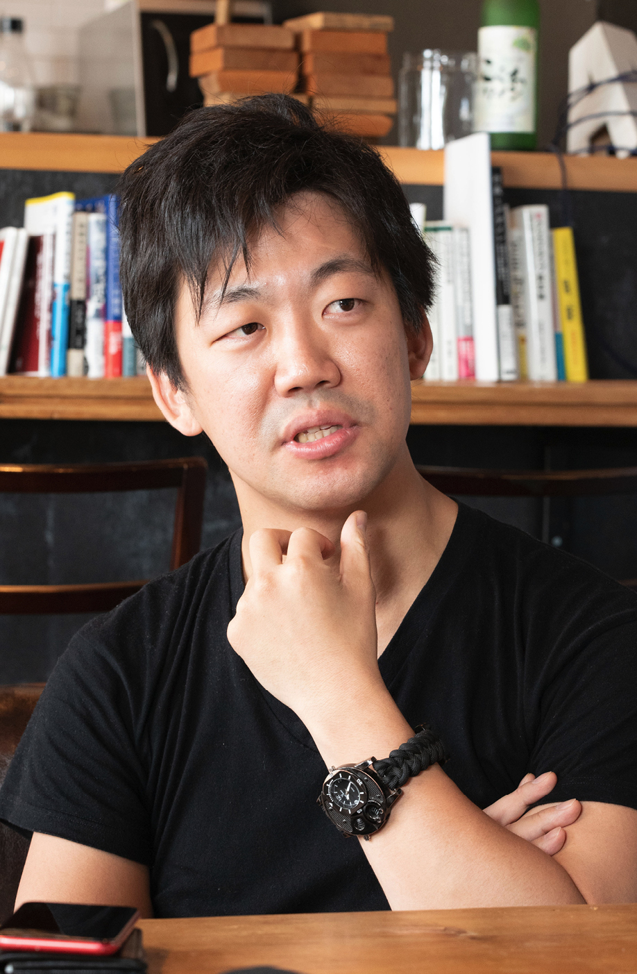 【2022年11月号】成田智哉 マドラー代表 | ニュース | Zaisatsu.jp【財さつJP】