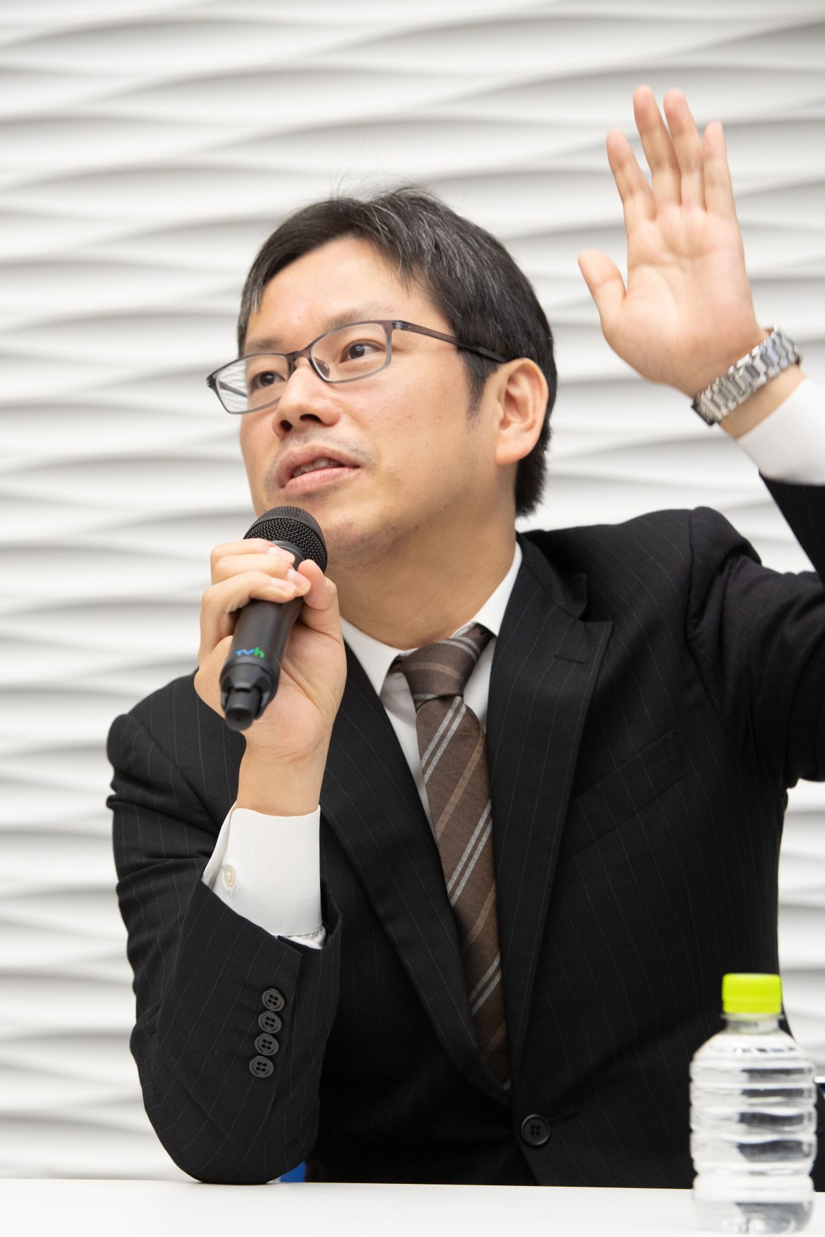 人気経済ジャーナリスト・後藤達也が大学生にタジタジ | ニュース | Zaisatsu.jp【財さつJP】